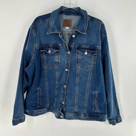 Maurices Jackets & Blazers - Maurices Size 3X Blue Medium Wash Denim Button Front Denim Jacket with Pockets